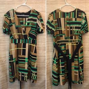 FINAL PRICE⬇️ faux wrap dress w elastic back panel